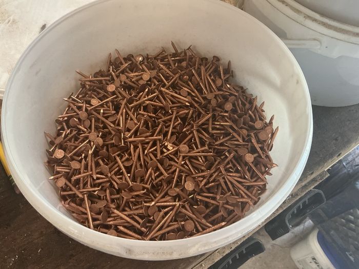 Copper clout nails 30mm X 2.65mm (5) 5 Kg tubs .