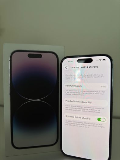 iPhone 14 Pro deep purple