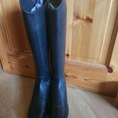 Riding boots Size 8