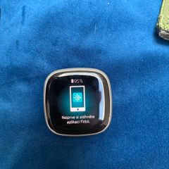 Fitbit Versa 3
