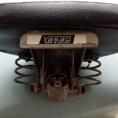Saddle