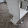 Table and 6x chairs Image 3