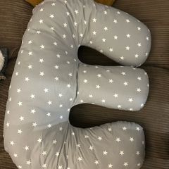Twin feeding pillow