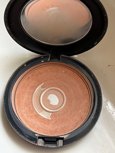 Mac & he-shi Bronzes