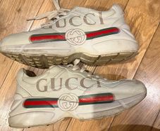 Gucci Rhyton sneaker with Gucci logo