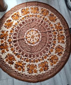 Vintage round rug