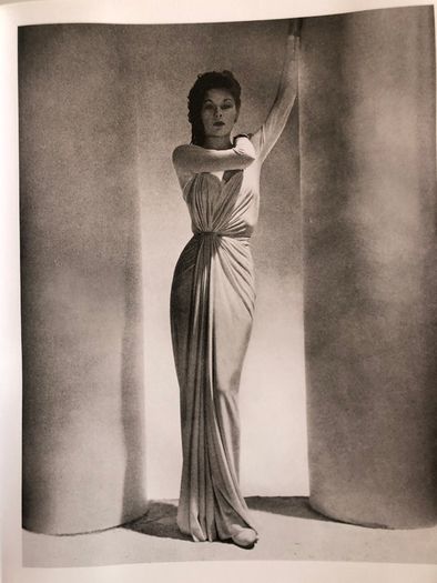 Vogue The Gown - Fashion Photography Book