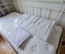 Single bed with mattress