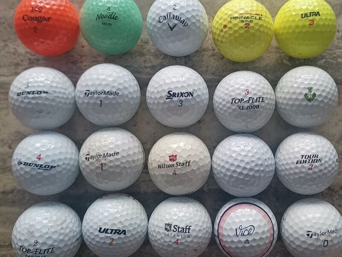 20 Golf Balls