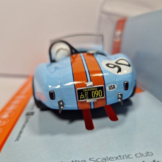 Scalextric C4509 Shelby Cobra - Gulf Edition Slot Car  ( TV classic)