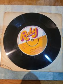 Margo And The Folks Country Gra Mo Chroi