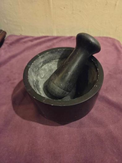 Large Mortar and Pestle