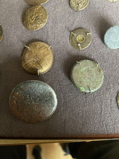 Very old metal buttons unresearched
