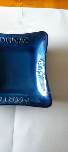 Martell cognac ashtray, lovely advertising piece,,for any collectors ashtray collection,with smoking bans ,,going up in value,price includes post to anywhere in Ireland, sold as is, see pictures