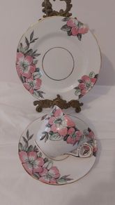 Fabulous Vintage Rare Patterned Royal Stafford Bone China Hand-Painted and Hand-Gilded Trio in a Stunning Pink Hibiscus Pattern, Pattern number 8239, Mint/Cabinet Condition
