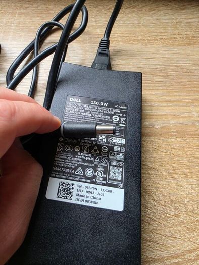 Dell 130W AC Power Adapter.