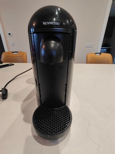 Nespresso Vertuo Plus Coffee Machine