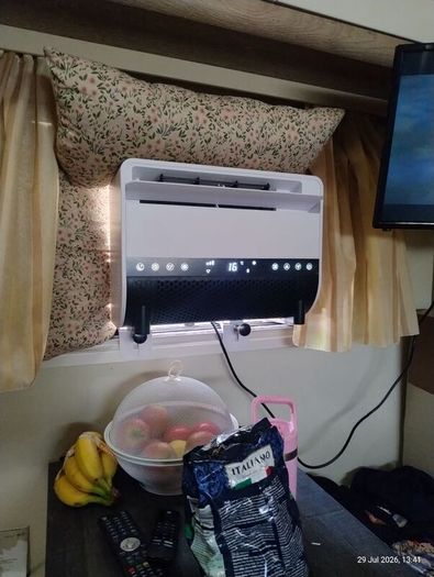 Split Air Conditioner - Mestic