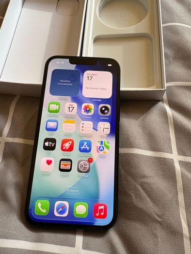 iPhone 14 ( Unlocked / Any Sim )  Like New