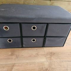storage unit few marks but dosent affect storage box