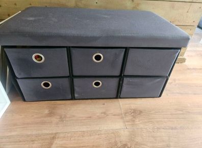 storage unit few marks but dosent affect storage box
