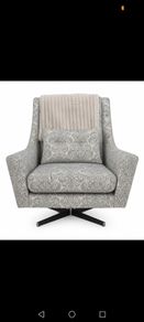 Swivel armchair