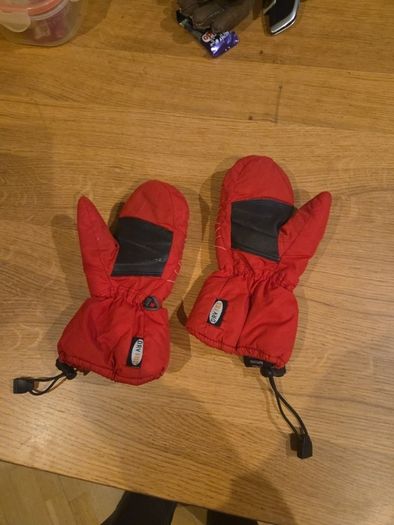 ski gloves kids