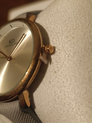 K and D watch brand new