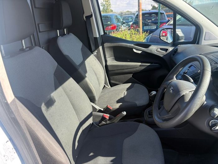 2023 Ford Transit Courier 1.5L Diesel New CVRT