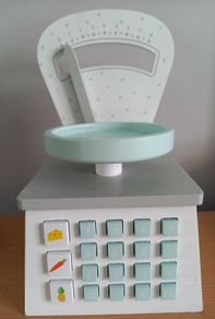 Wooden Weighing Scales Toy