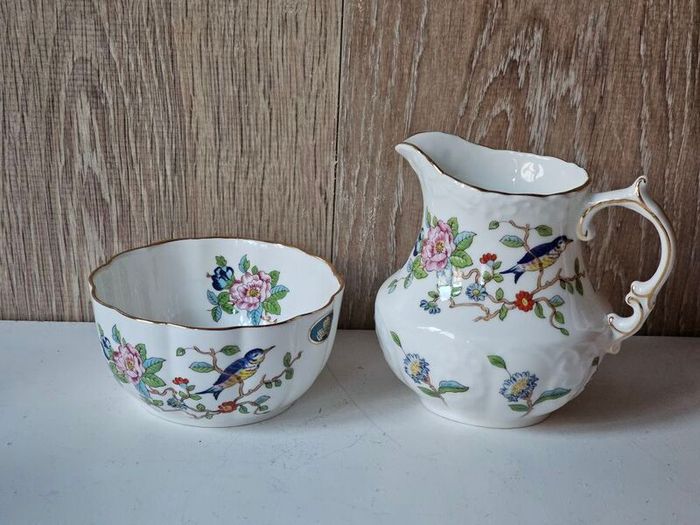 Aynsley PEMBROKE sugar bowl and milk jug