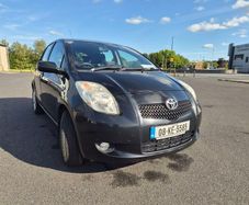 TOYOTA Yaris 1.0 Petrol Fresh NCT Today & Taxed Black Manual