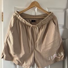 Jordan short L