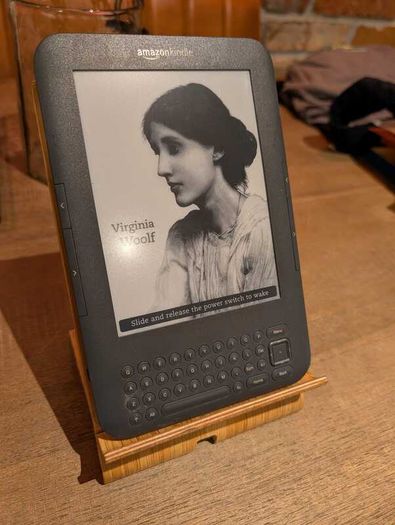 New Battery!!! - Amazon Kindle (keyboard) Gen3 eBook reader - Disconnect with a Fully loaded Kindle!!! #2212