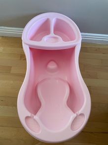 Baby bathtub