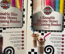 Reusable Silicone Straws & Cleaning Brushes