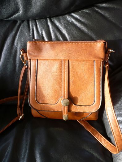 Hand Bag Crossbody Brown Faux Leather Multi Pocket Handbag- Purchased In Carraig Donn