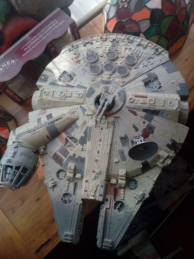 Star Wars Millennium Falcon (1995) and X-Wing (1995)