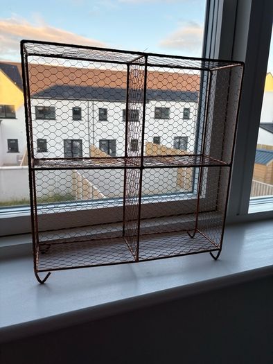 Storage unit
