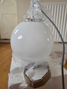 Atom10 opal ball pendant light