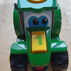Tomy John Deere tractor