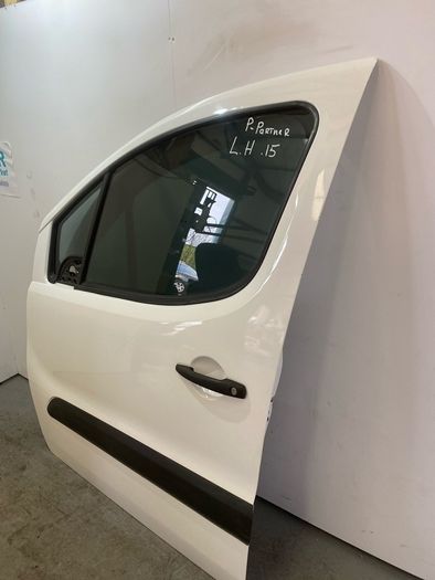2015 Peugeot Partner passenger door