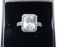 Vintage Sterling Silver 925 Timeless Elegance Halo CZ Ring size K - 5,52g