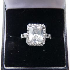 Vintage Sterling Silver 925 Timeless Elegance Halo CZ Ring size K - 5,52g