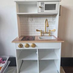 FREE Toy Kitchen
