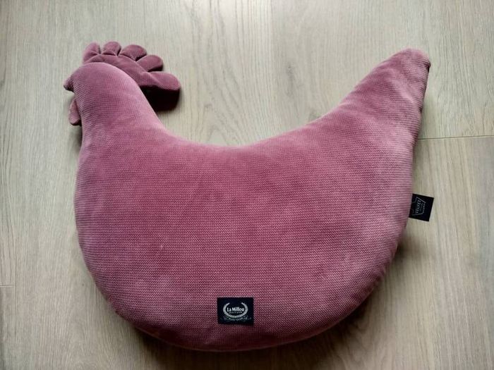 Feeding pillow