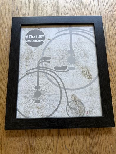 Black photo frame