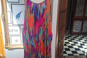 Maxi multicoloured summer dress with pockets