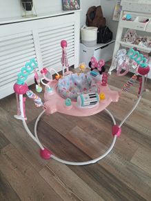 Minnie Mouse baby bouncer/jumper