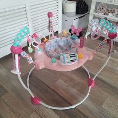 Minnie Mouse baby bouncer/jumper